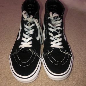 high top black vans